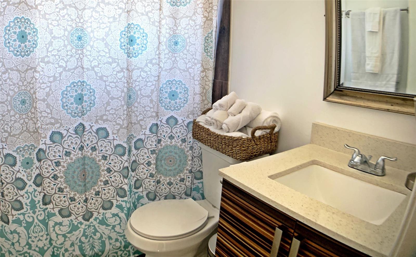See details / 1681 sq. ft. $ 2022-11-16 0 Photo