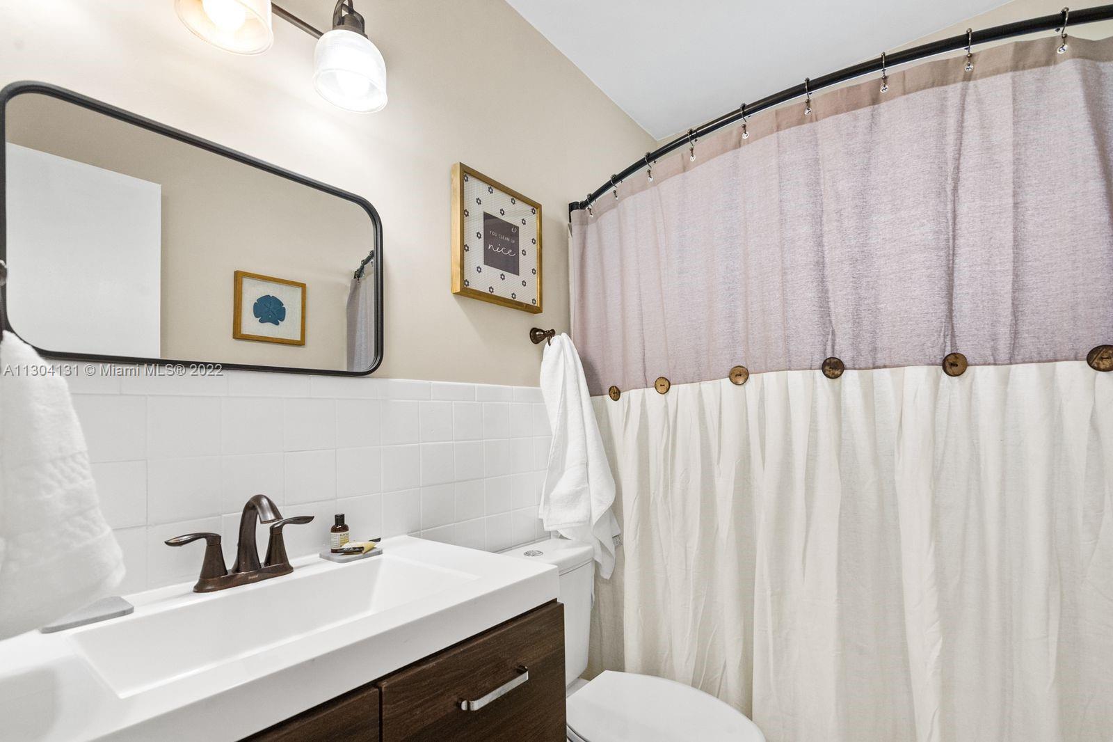 See details / 1681 sq. ft. $ 2022-11-16 0 Photo