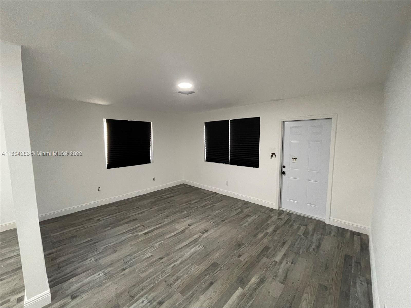 See details / 1960 sq. ft. $ 2022-12-29 0 Photo