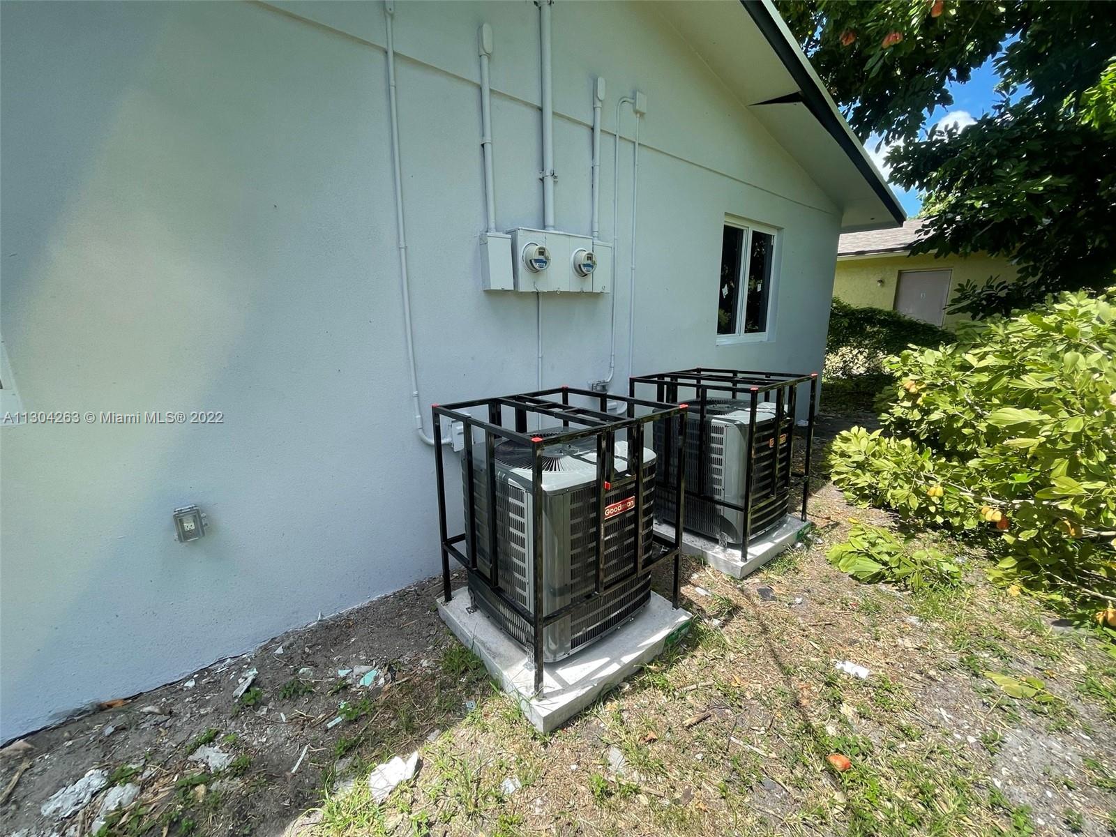 See details / 1960 sq. ft. $ 2022-12-29 0 Photo