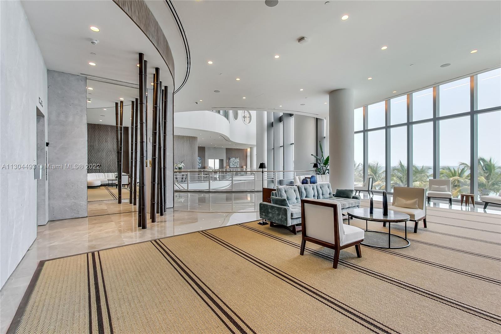 See details 2601 3 / 5 3080 sq. ft. $ 2022-11-17 0 Photo