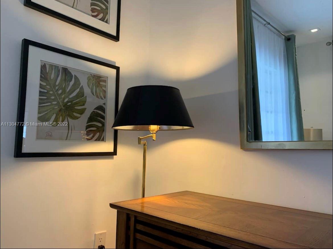 See details / 1635 sq. ft. $ 2022-11-17 0 Photo