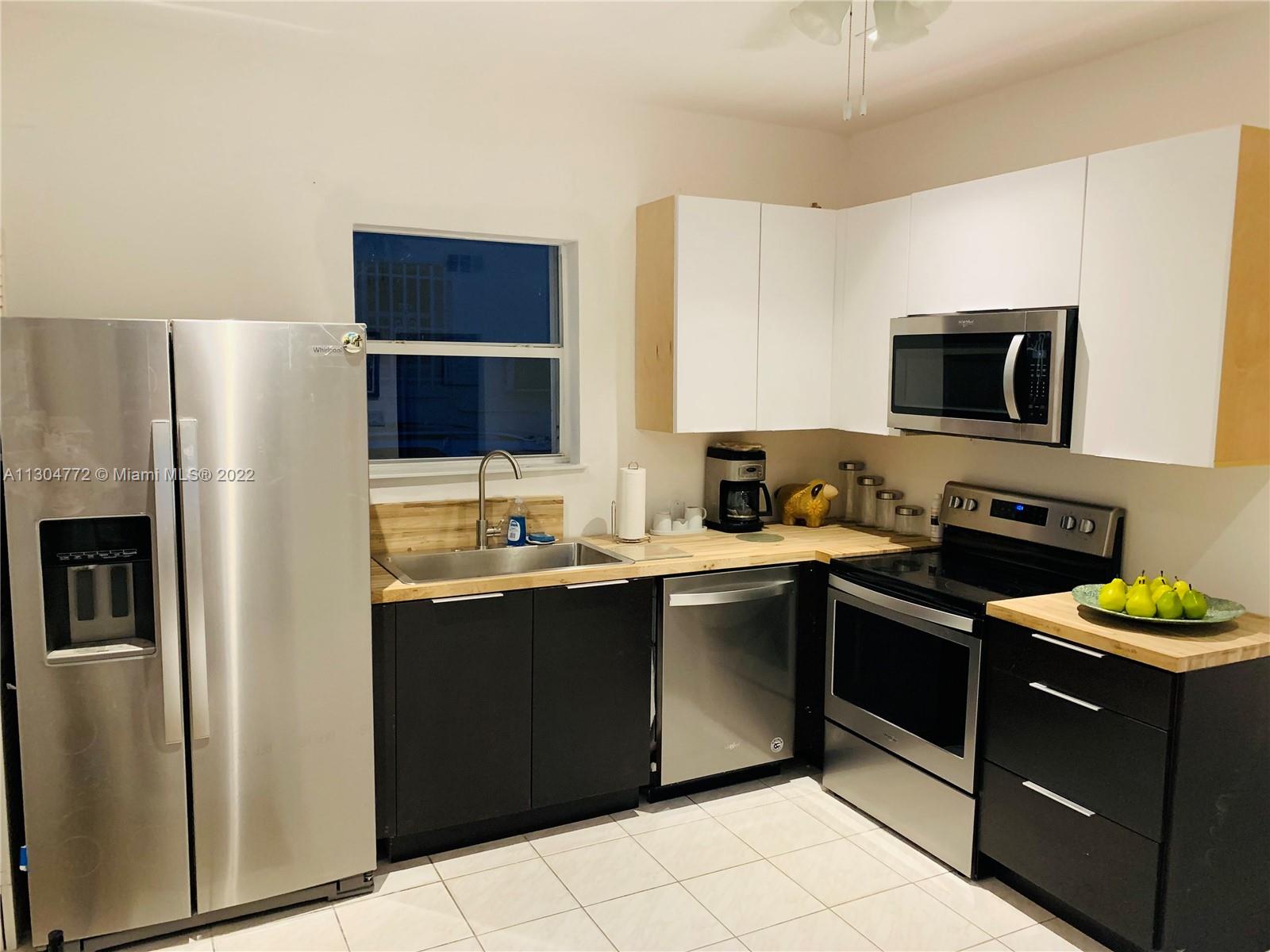 See details / 1635 sq. ft. $ 2022-11-17 0 Photo