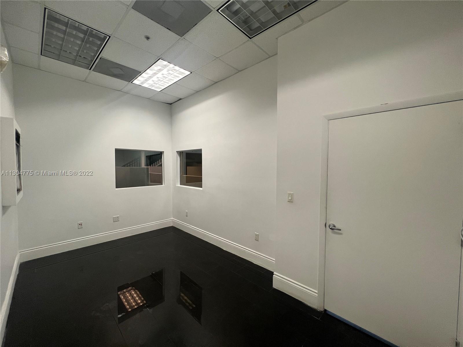 See details 4 / sq. ft. $ 2022-11-29 0 Photo