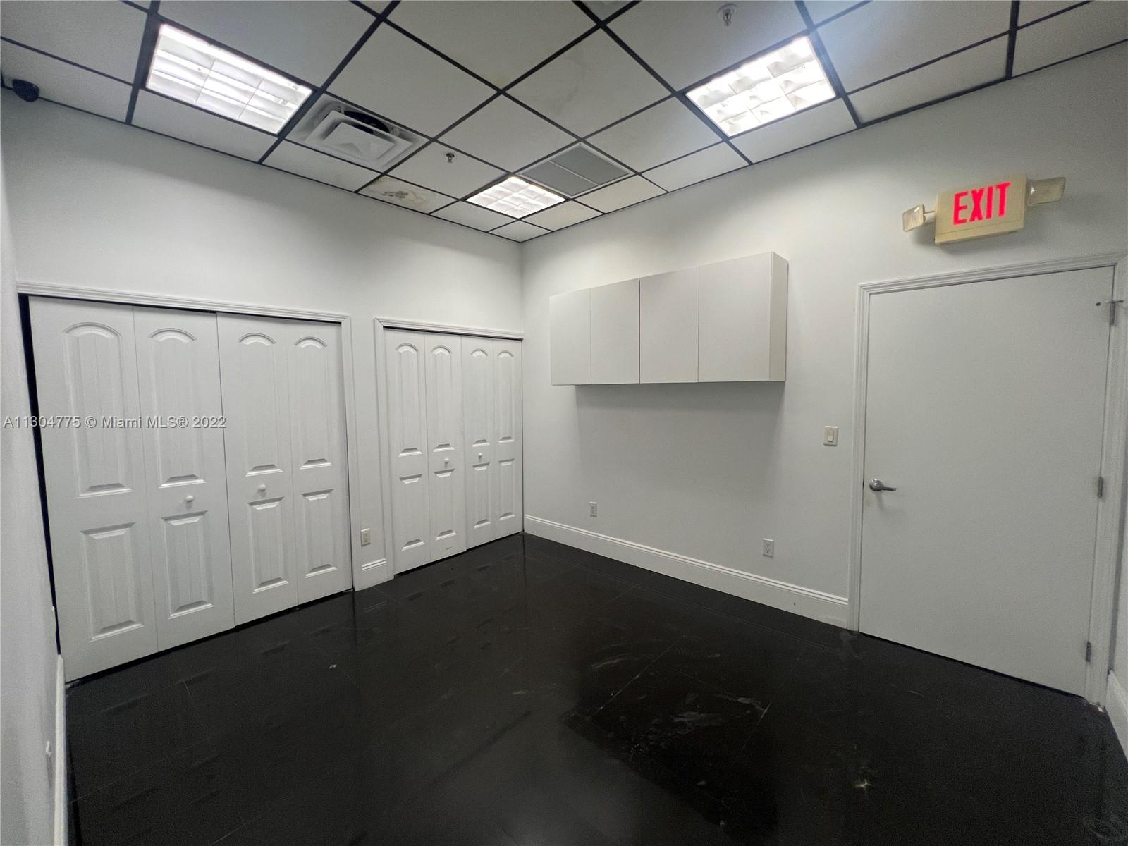 See details 4 / sq. ft. $ 2022-11-29 0 Photo