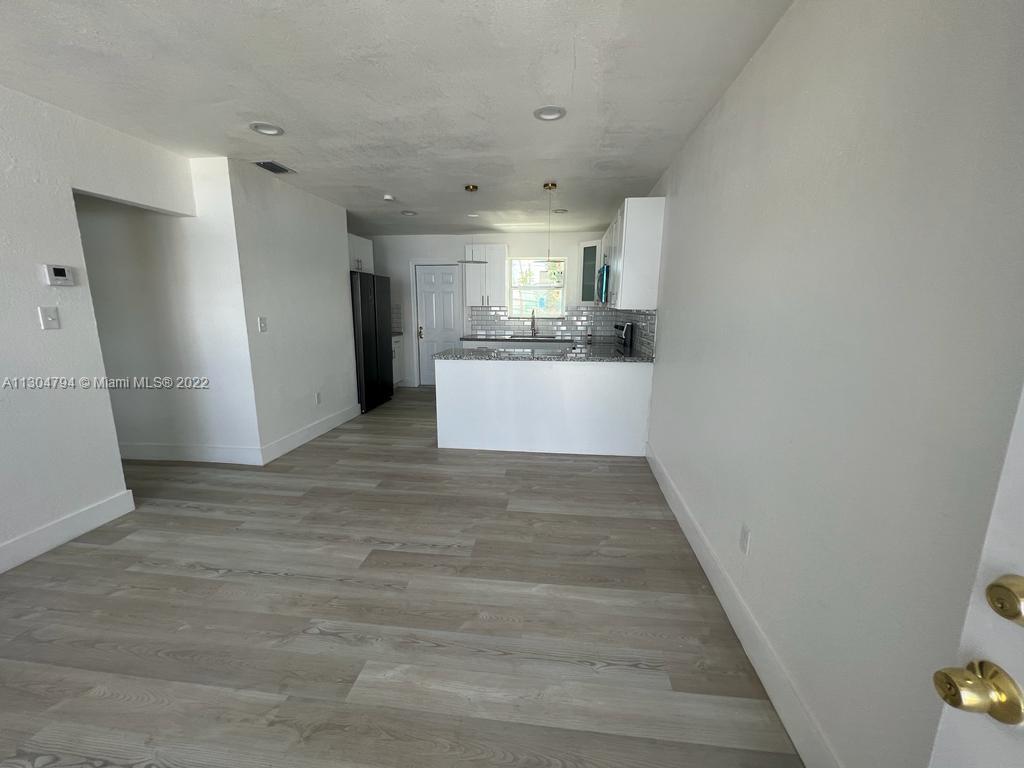 See details / 1438 sq. ft. $ 2022-12-07 0 Photo