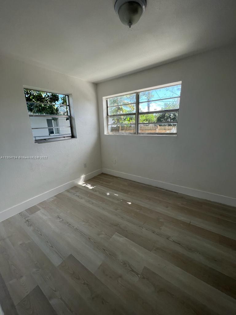 See details / 1438 sq. ft. $ 2022-12-07 0 Photo