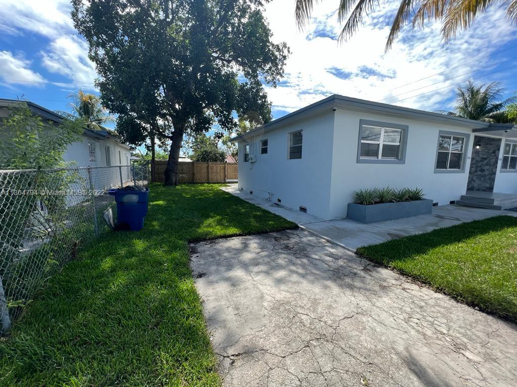 See details / 1438 sq. ft. $ 2022-12-07 0 Photo