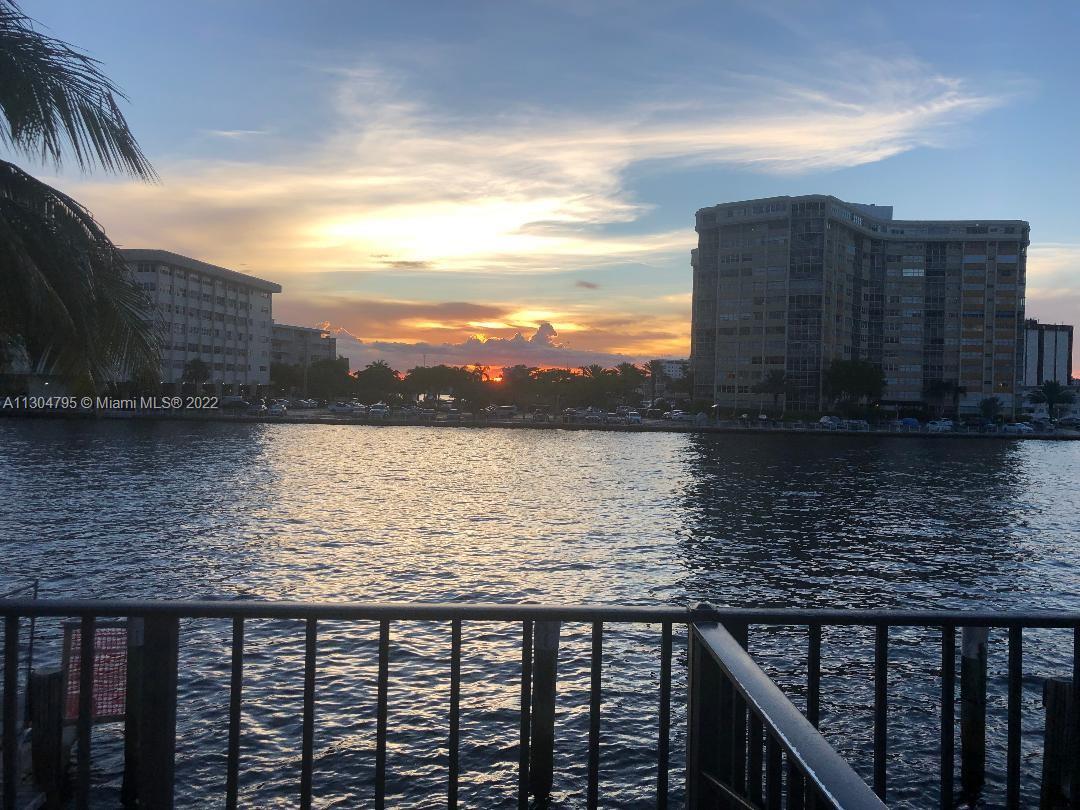Photo of 1865 Ocean Dr #3J, Hallandale Beach, Florida, 33009 -