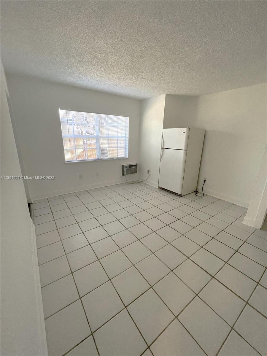 See details / 2573 sq. ft. $ 2022-11-18 0 Photo