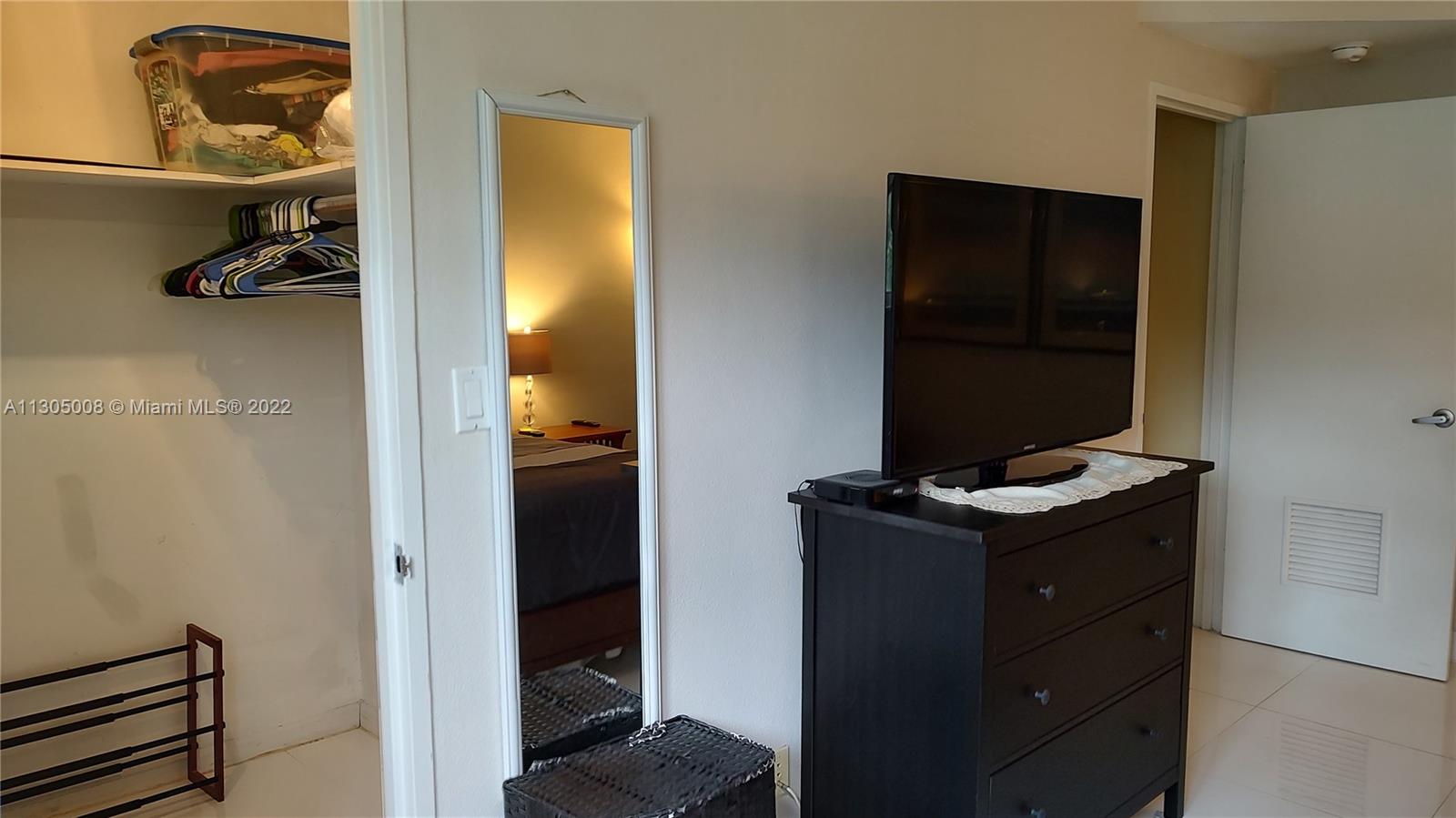 Photo of 3001 Ocean Dr #213, Hollywood, Florida, 33019 -
