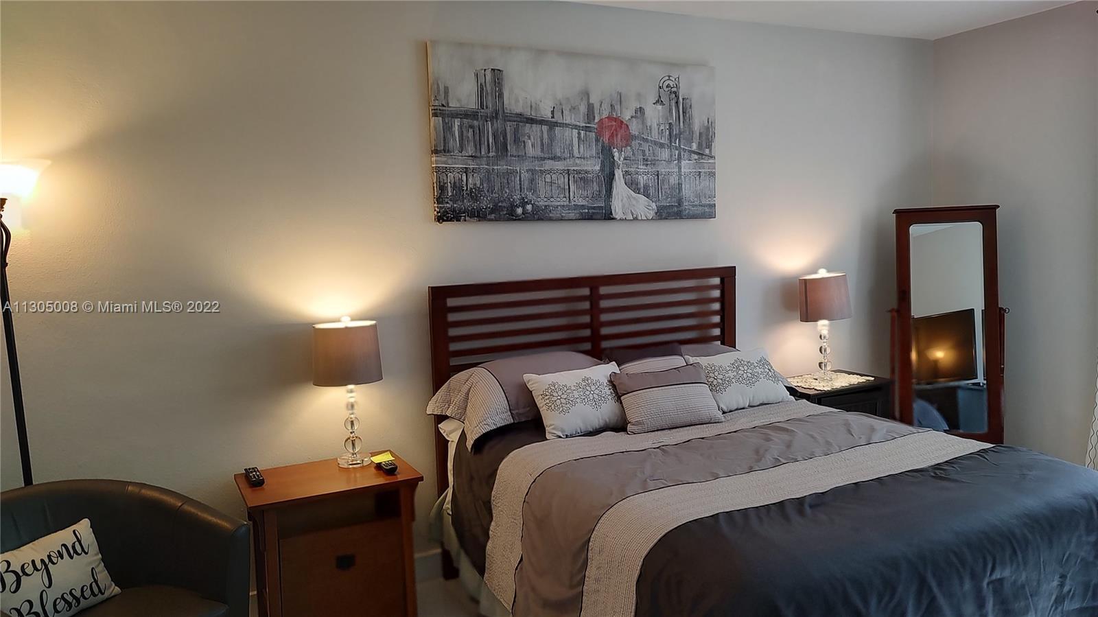 Photo of 3001 Ocean Dr #213, Hollywood, Florida, 33019 -