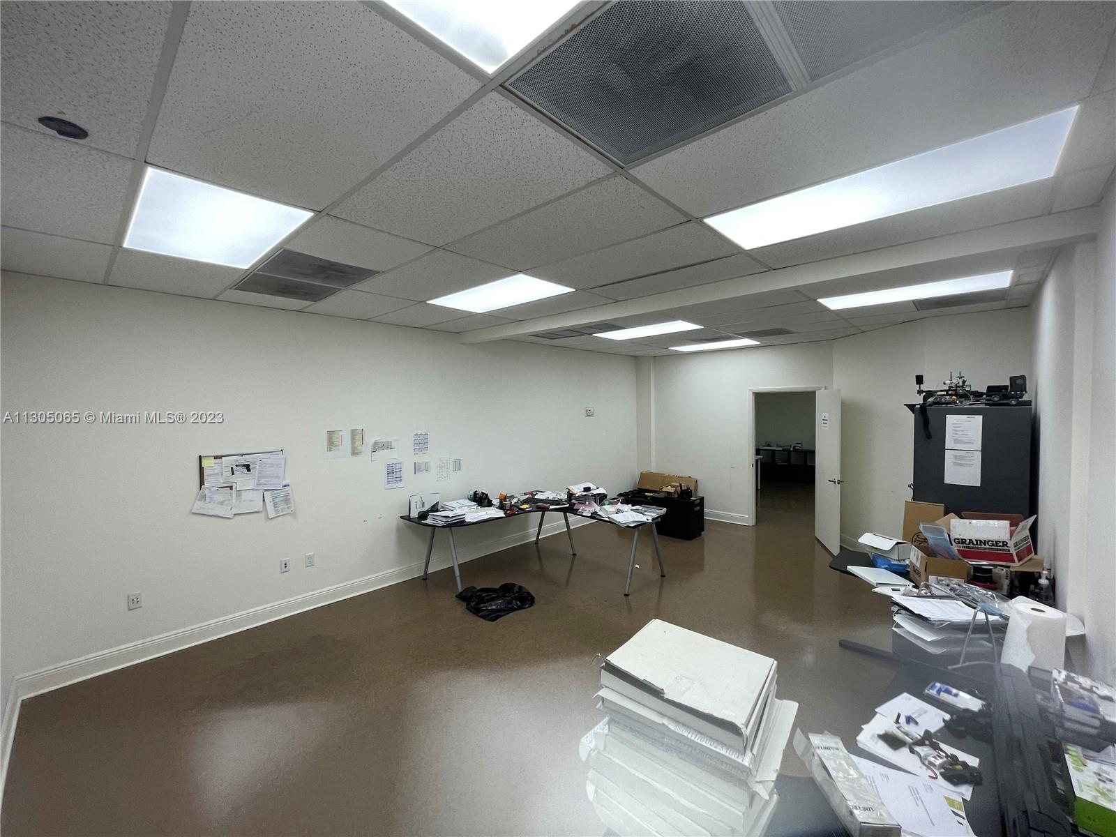 See details 115 / sq. ft. $ 2023-01-27 0 Photo