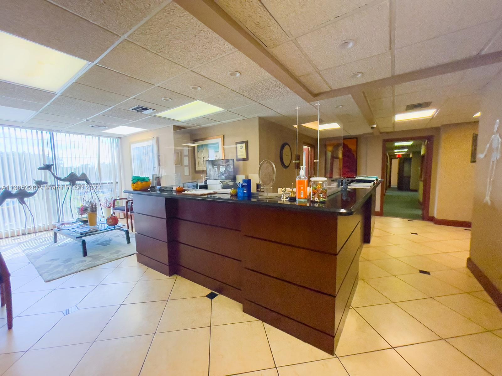 See details / sq. ft. $ 2022-11-18 0 Photo