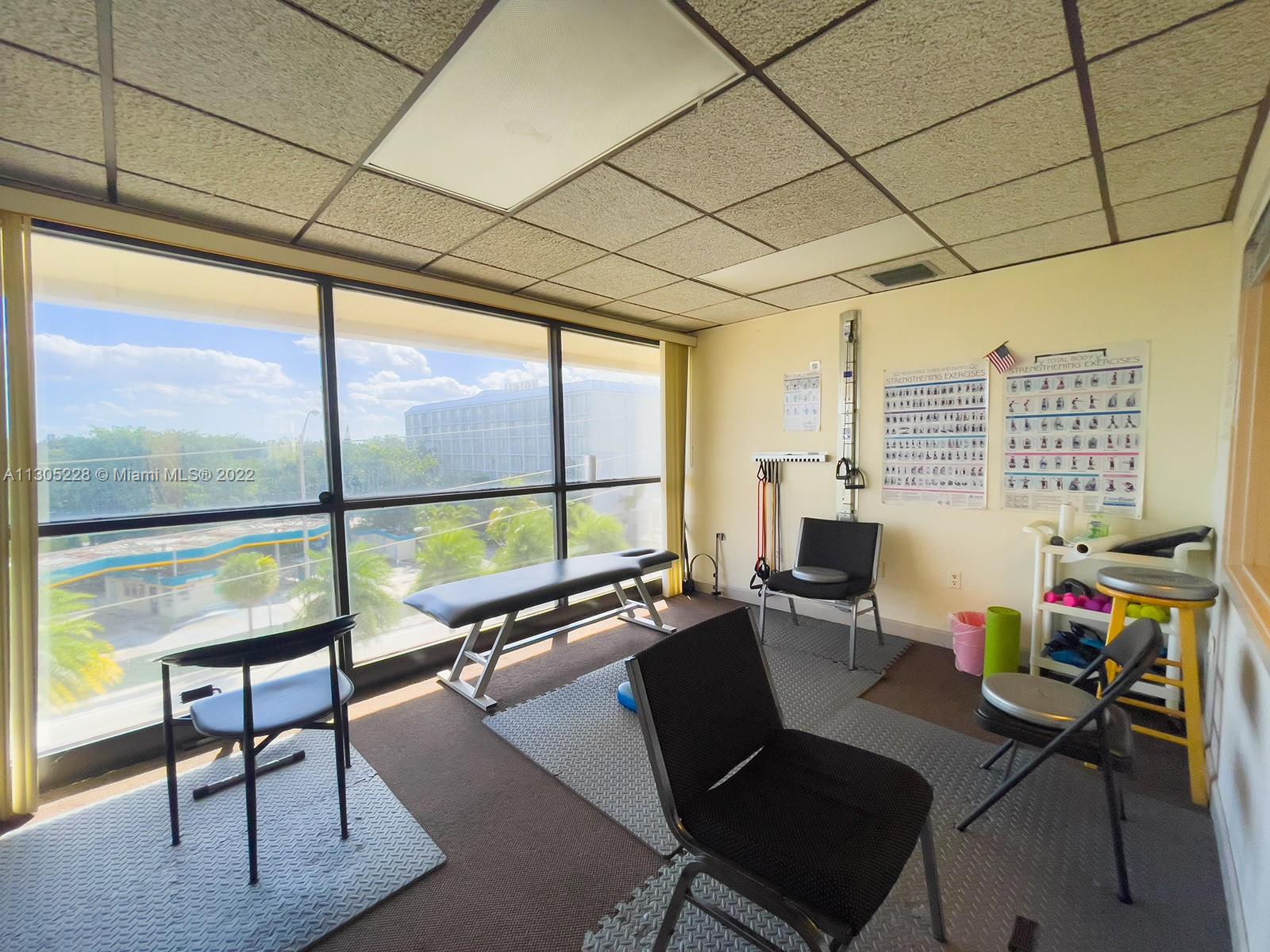 See details / sq. ft. $ 2022-11-18 0 Photo