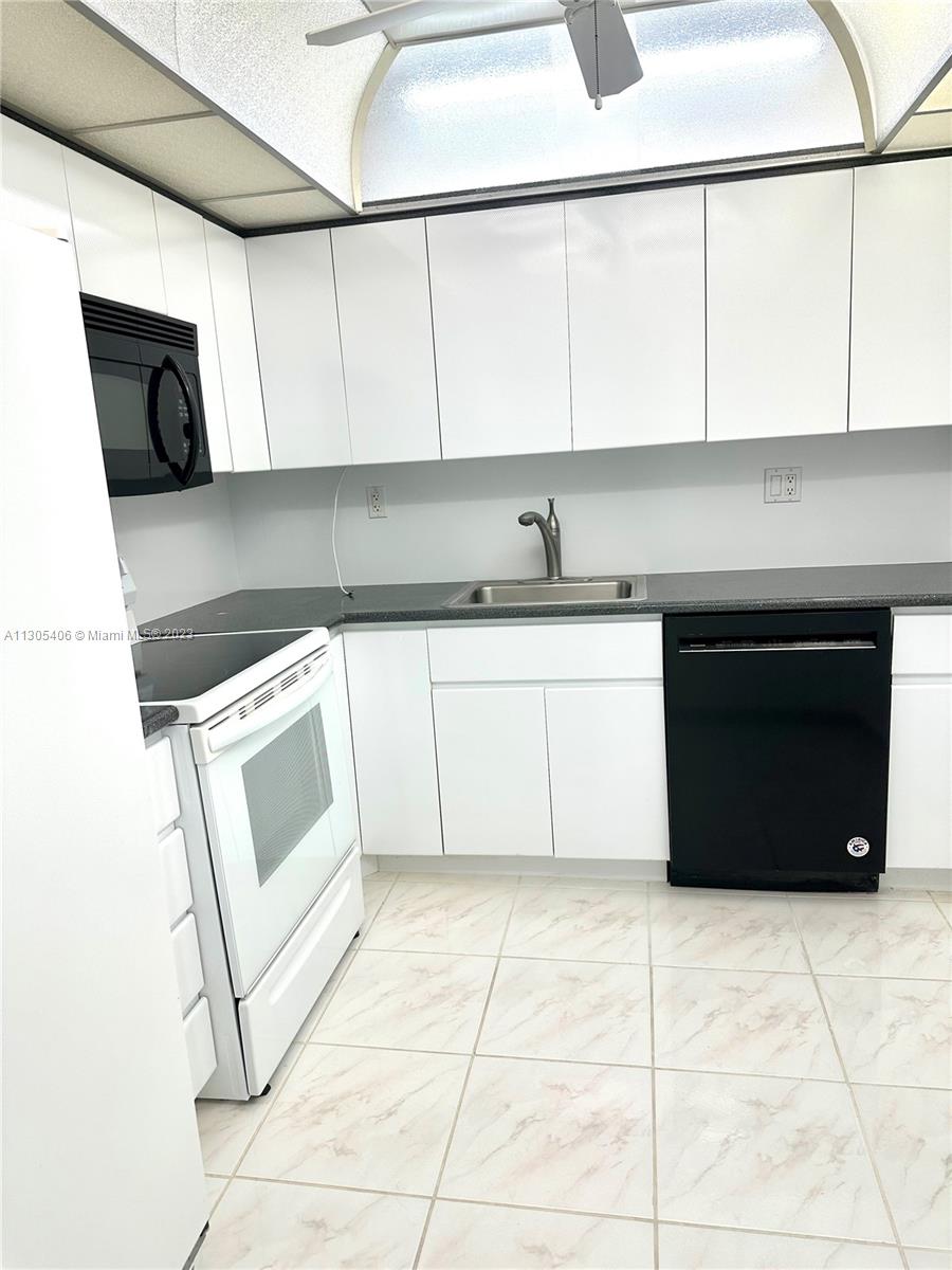 Photo of 600 Three Islands Blvd #1207, Hallandale Beach, Florida, 33009 -