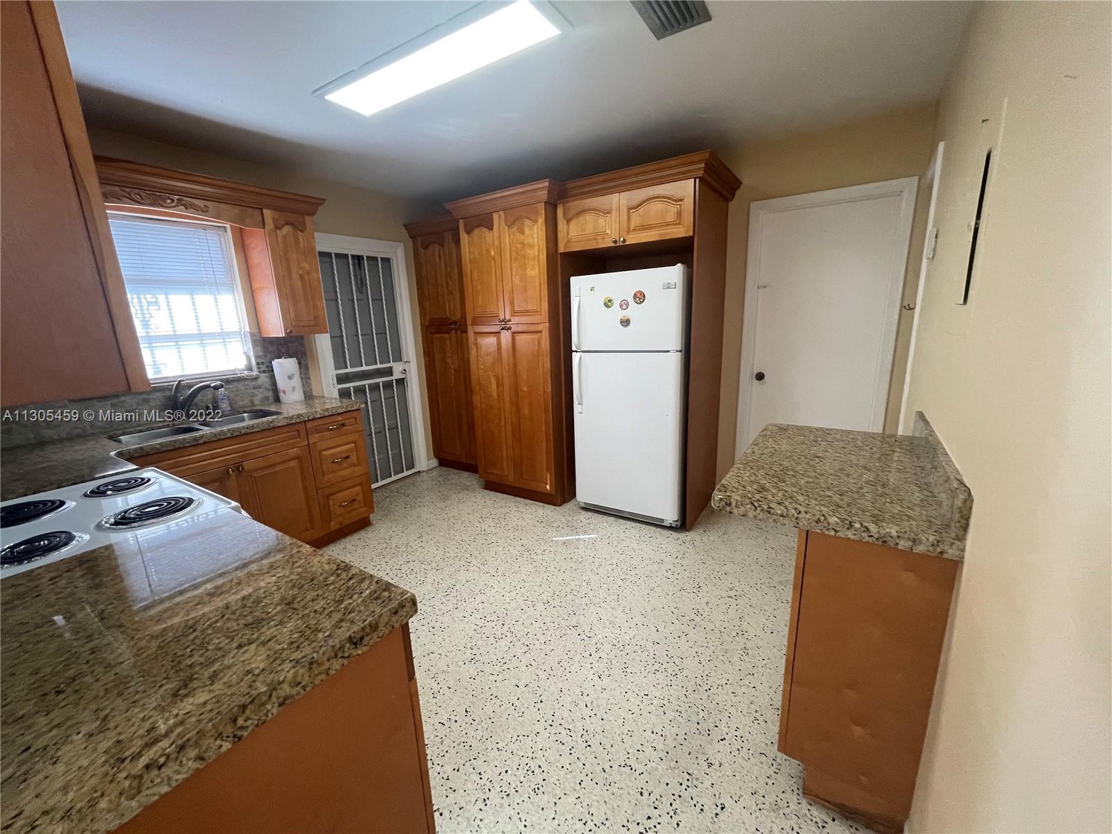 See details / 2920 sq. ft. $ 2023-01-25 0 Photo