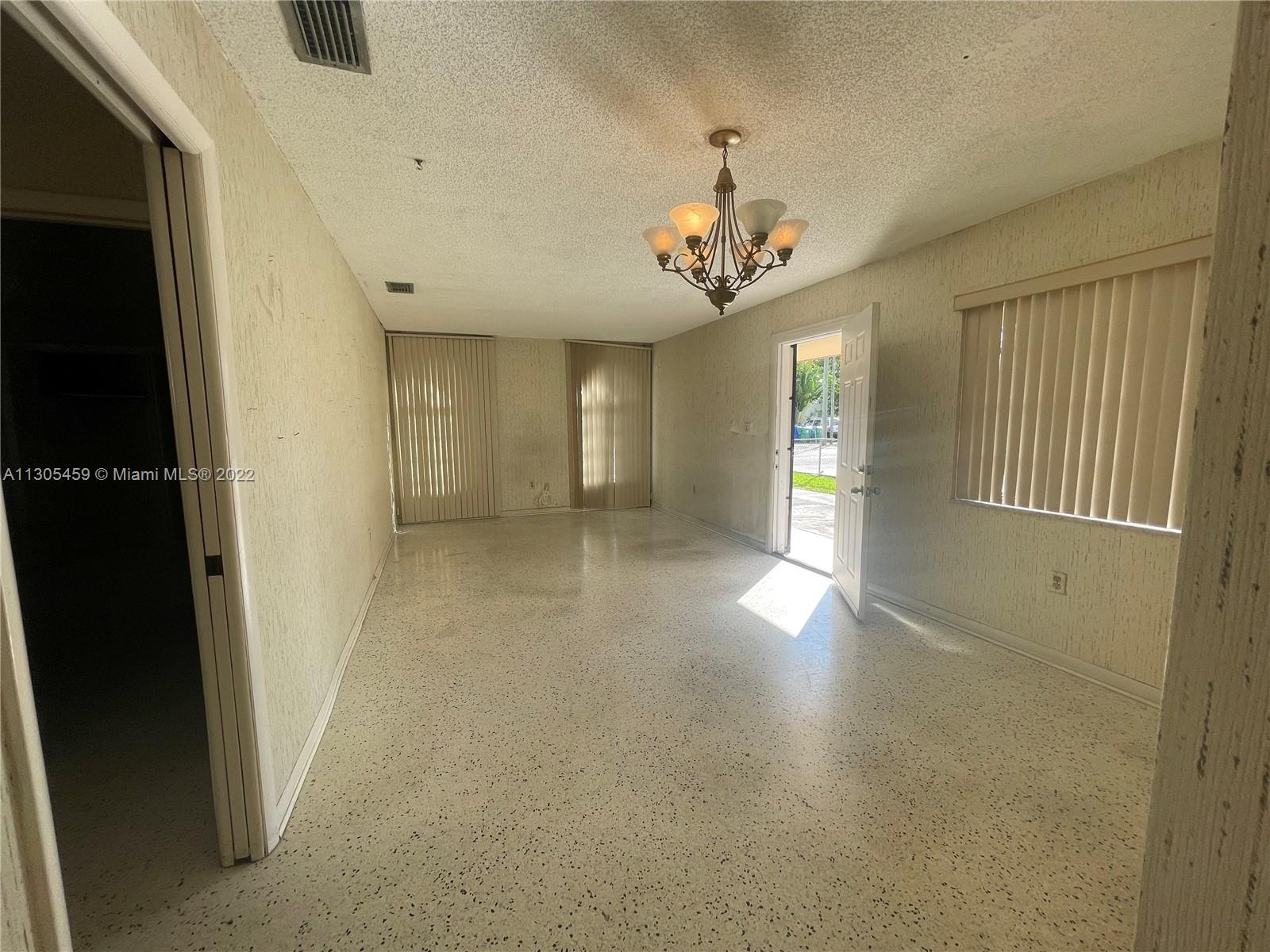 See details / 2920 sq. ft. $ 2023-01-25 0 Photo