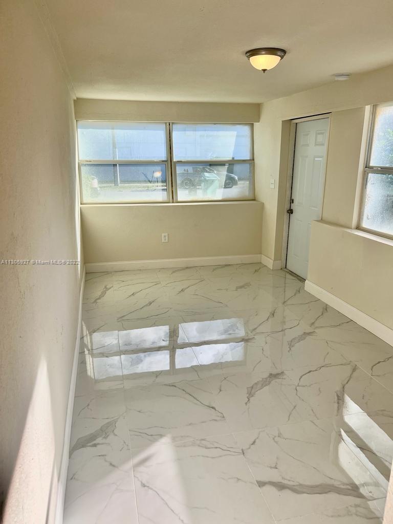 See details / 2083 sq. ft. $ 2022-11-21 0 Photo