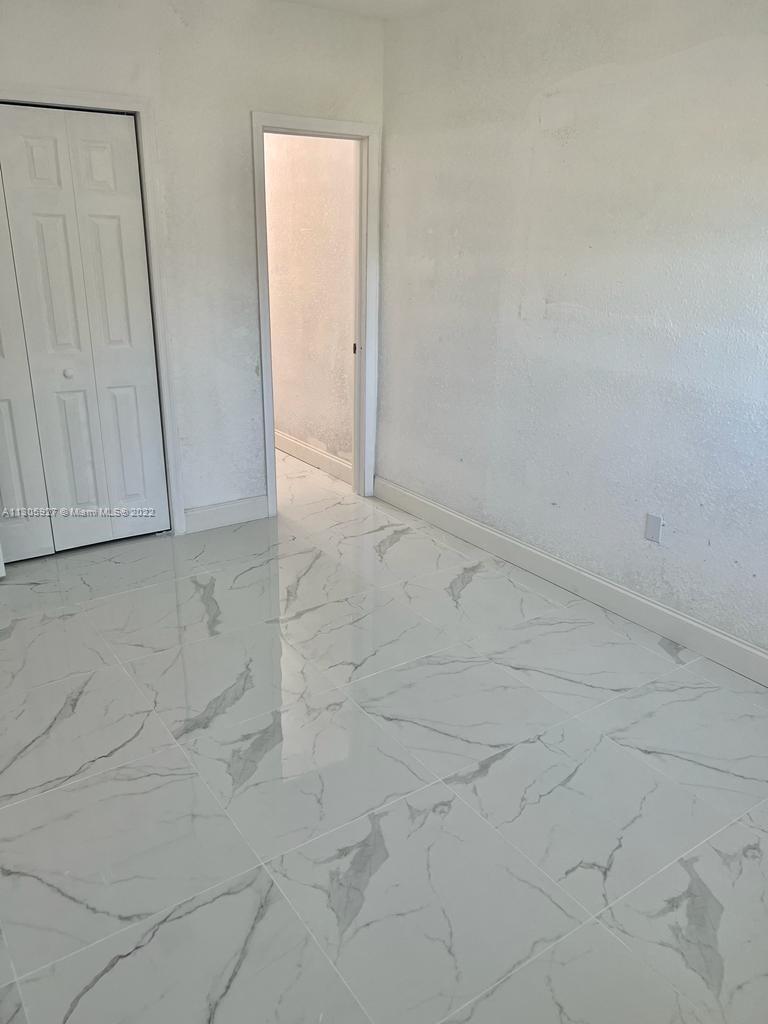 See details / 2083 sq. ft. $ 2022-11-21 0 Photo