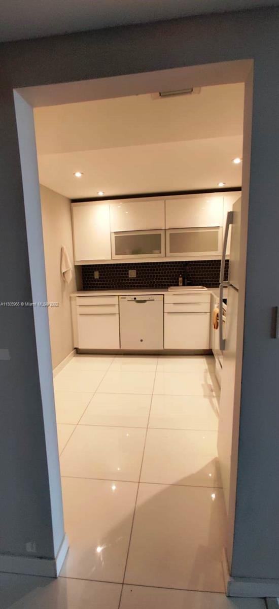 Photo of 2500 Parkview Dr #2317, Hallandale Beach, Florida, 33009 -