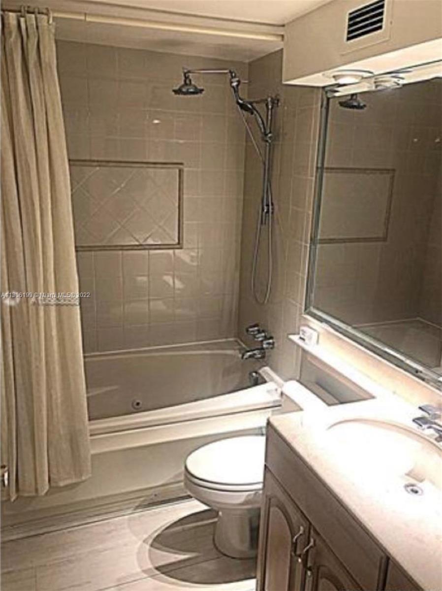 Photo of 3725 Ocean Dr #625, Hollywood, Florida, 33019 -