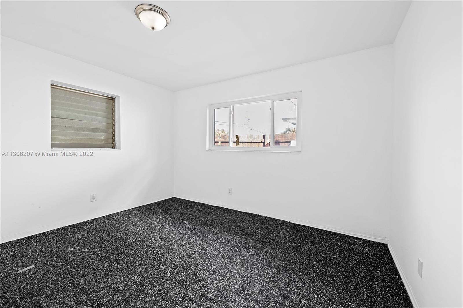 See details / 2594 sq. ft. $ 2022-12-05 0 Photo