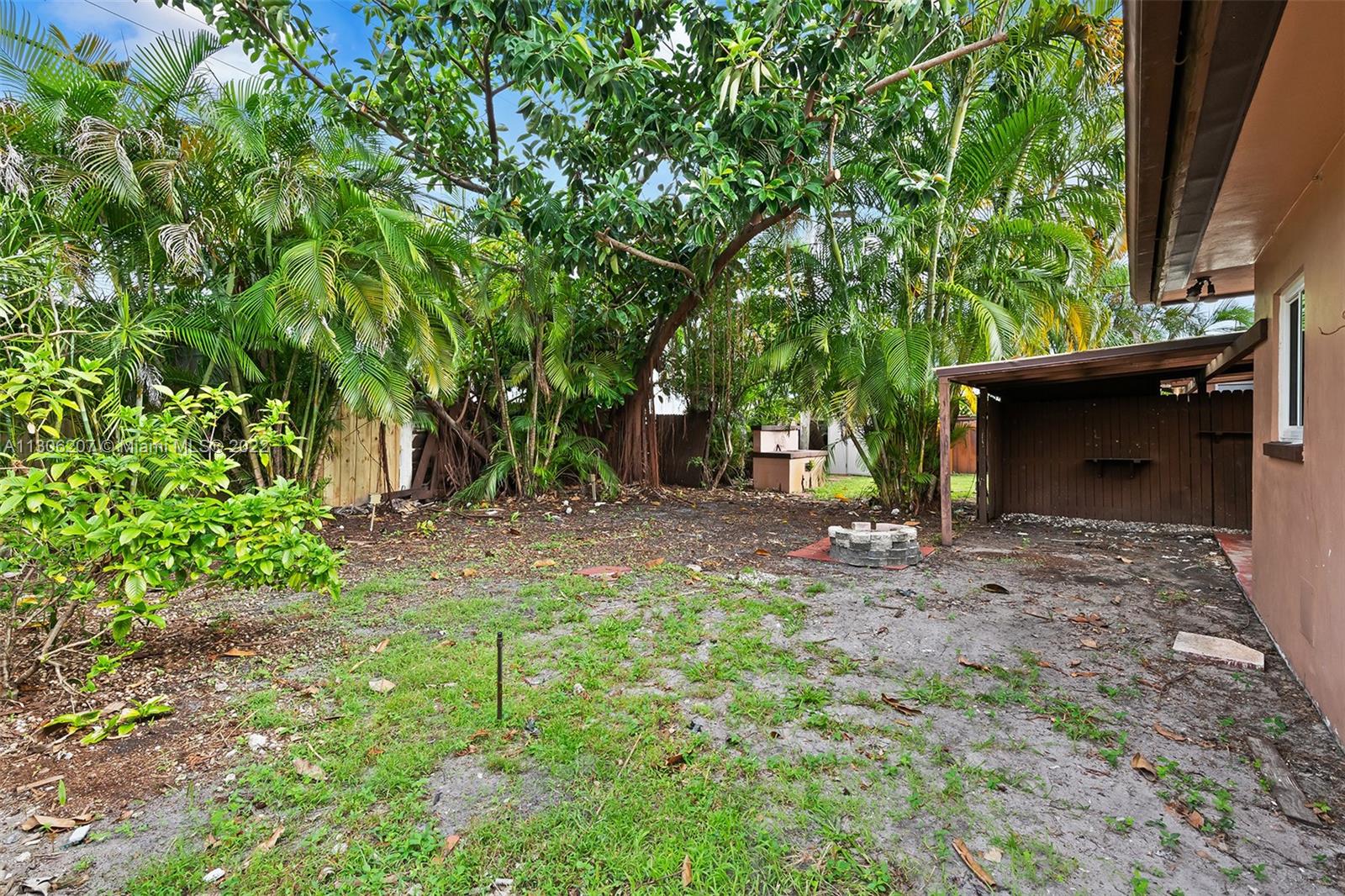 See details / 2594 sq. ft. $ 2022-12-05 0 Photo