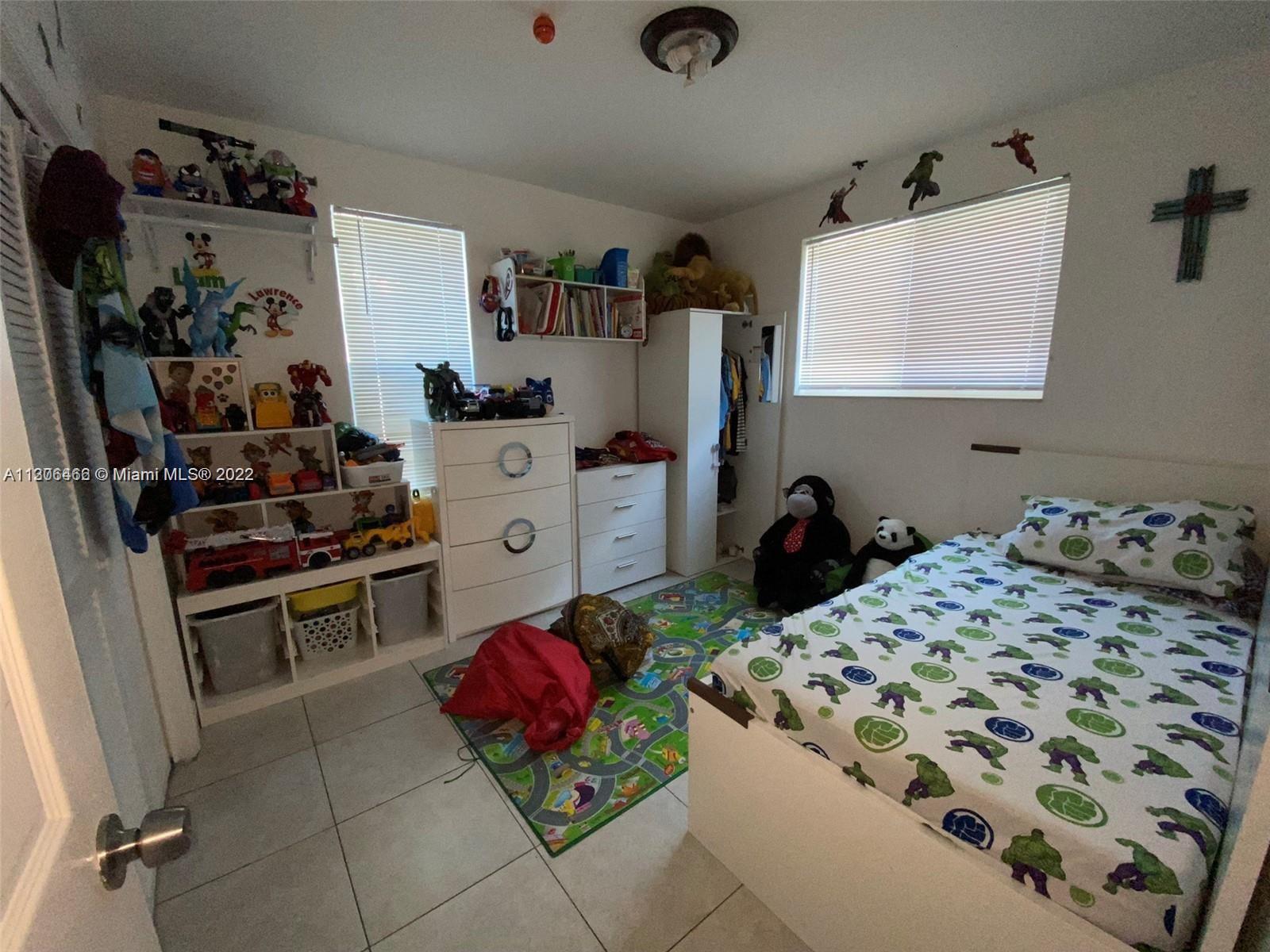 See details / 3196 sq. ft. $ 2023-01-09 0 Photo