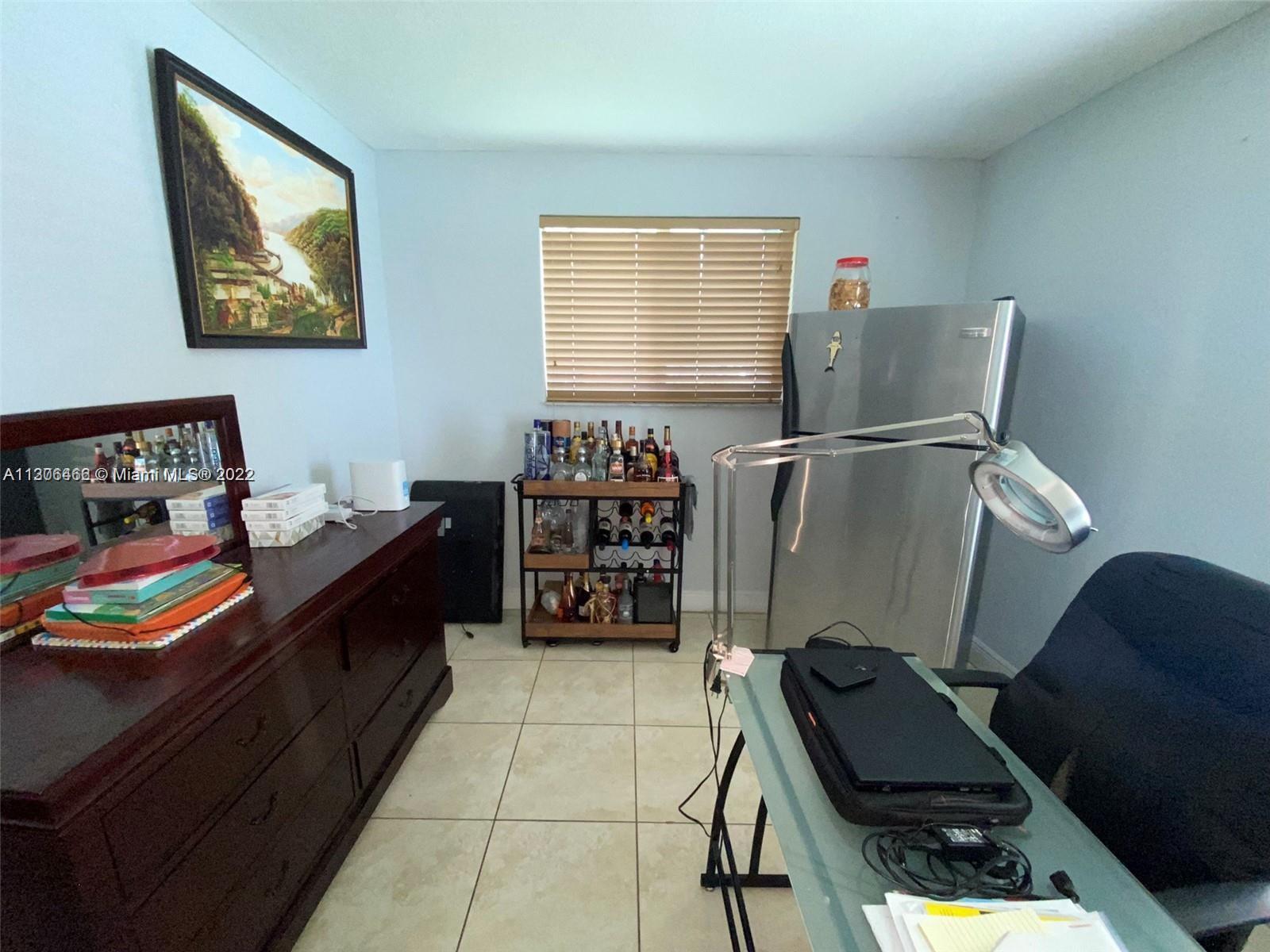 See details / 3196 sq. ft. $ 2023-01-09 0 Photo