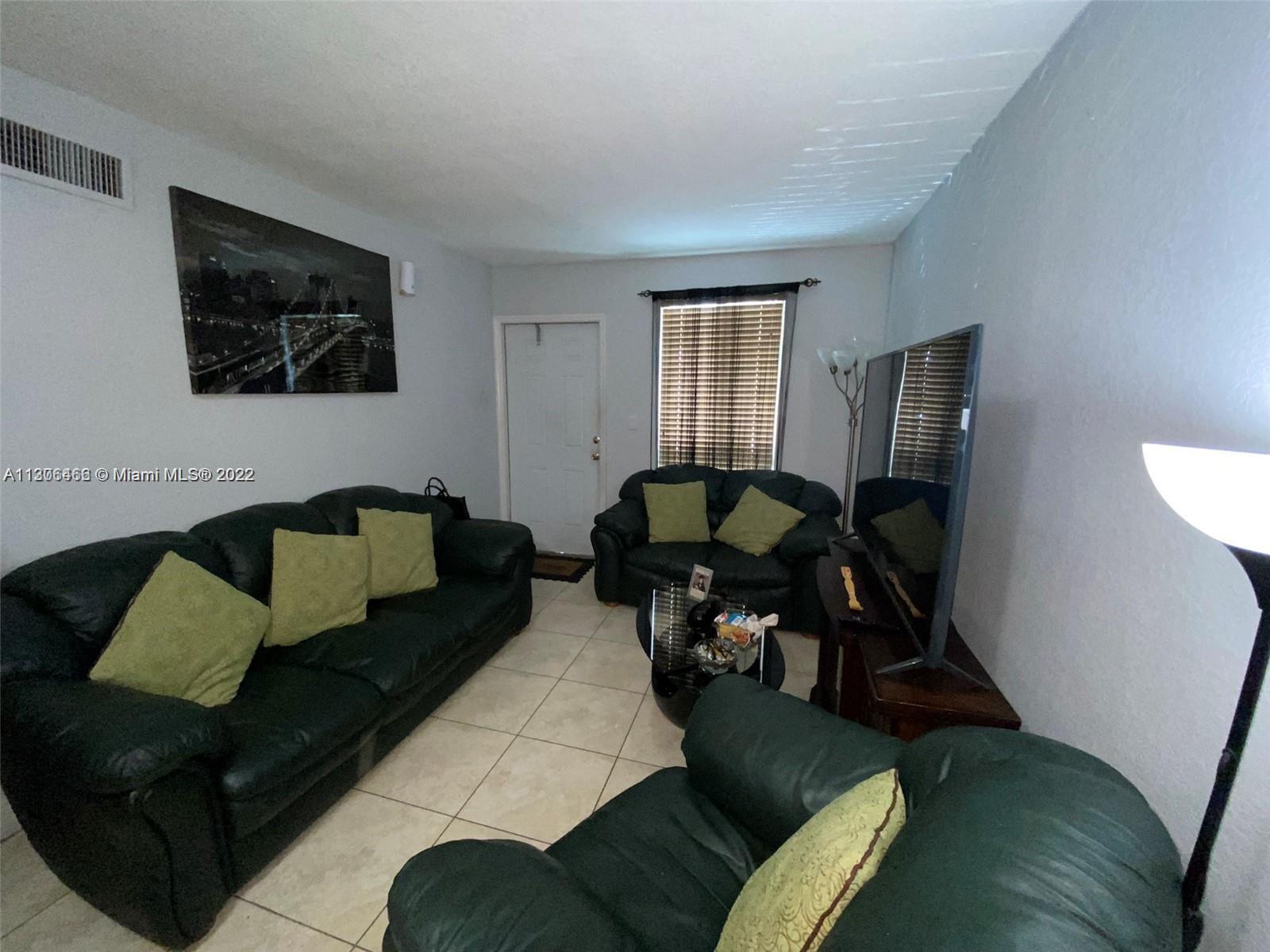 See details / 3196 sq. ft. $ 2023-01-09 0 Photo