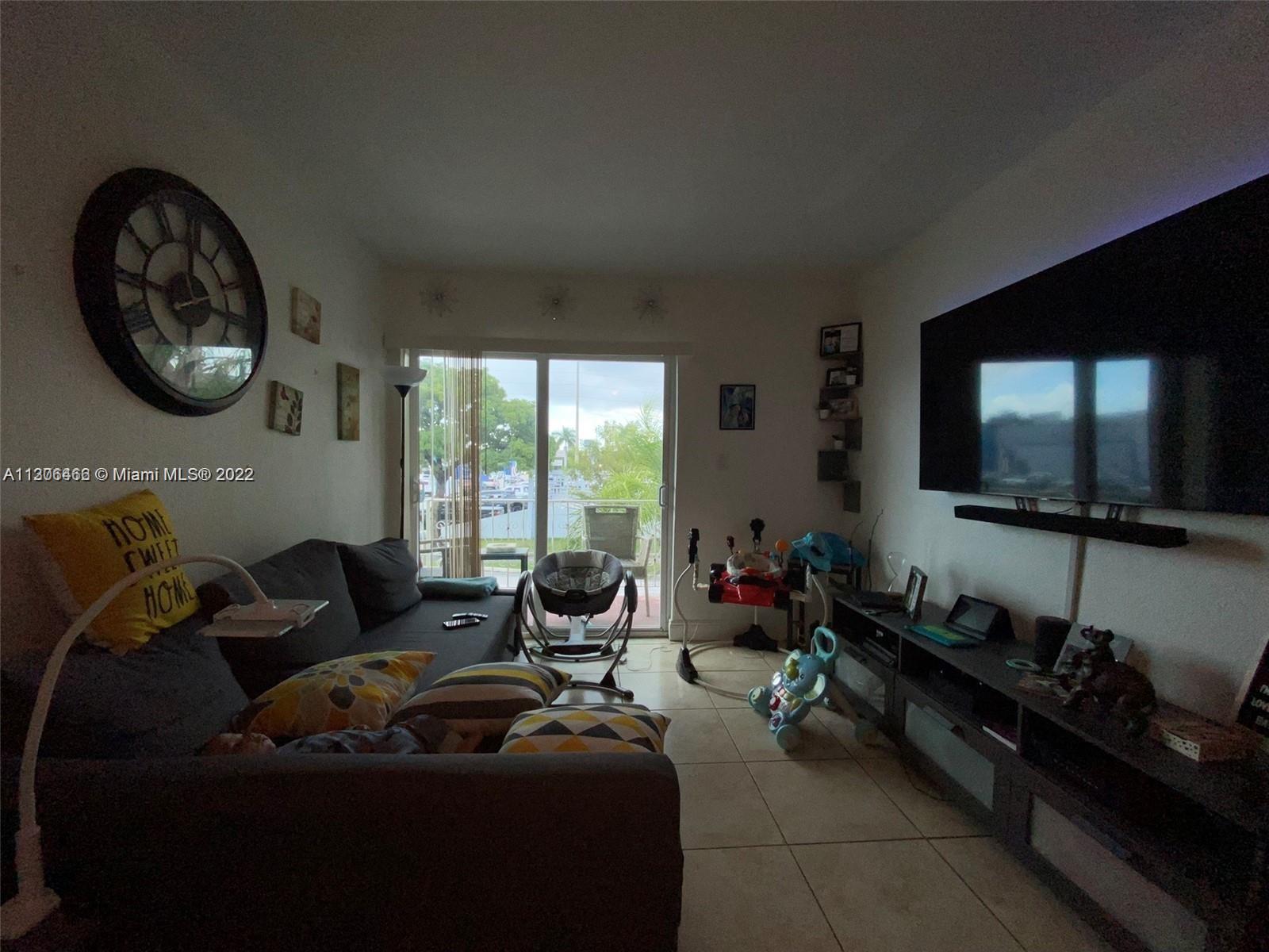 See details / 3196 sq. ft. $ 2023-01-09 0 Photo