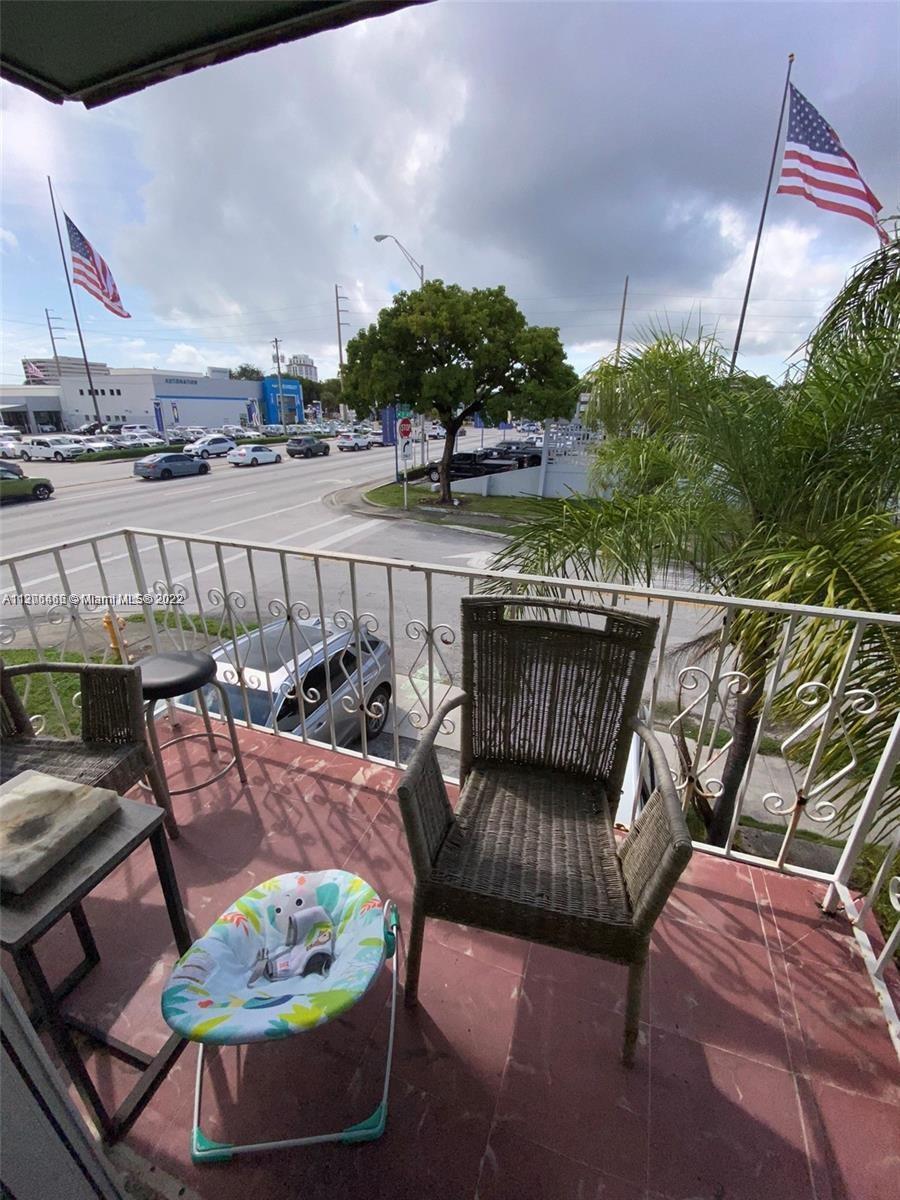 See details / 3196 sq. ft. $ 2023-01-09 0 Photo