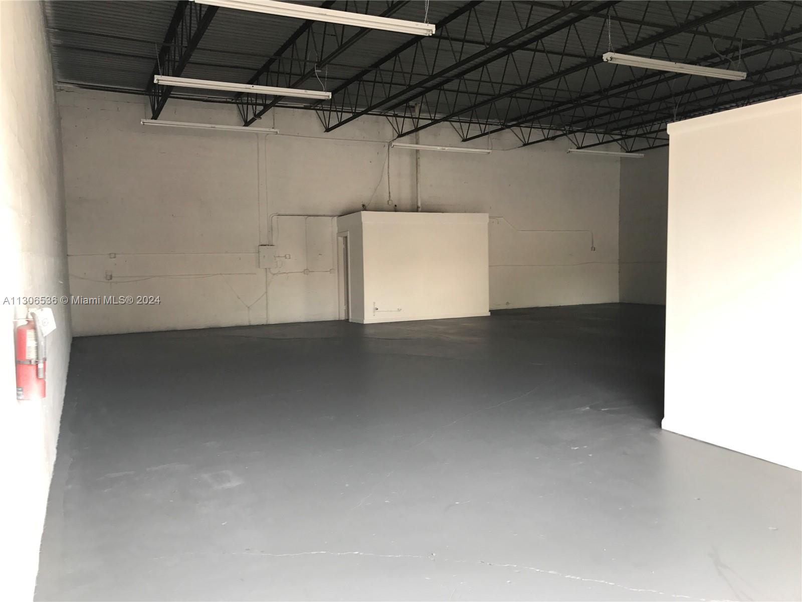 See details / sq. ft. $ 2022-11-22 0 Photo