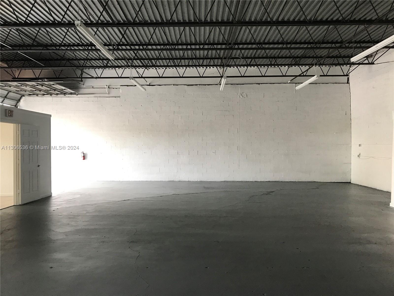 See details / sq. ft. $ 2022-11-22 0 Photo