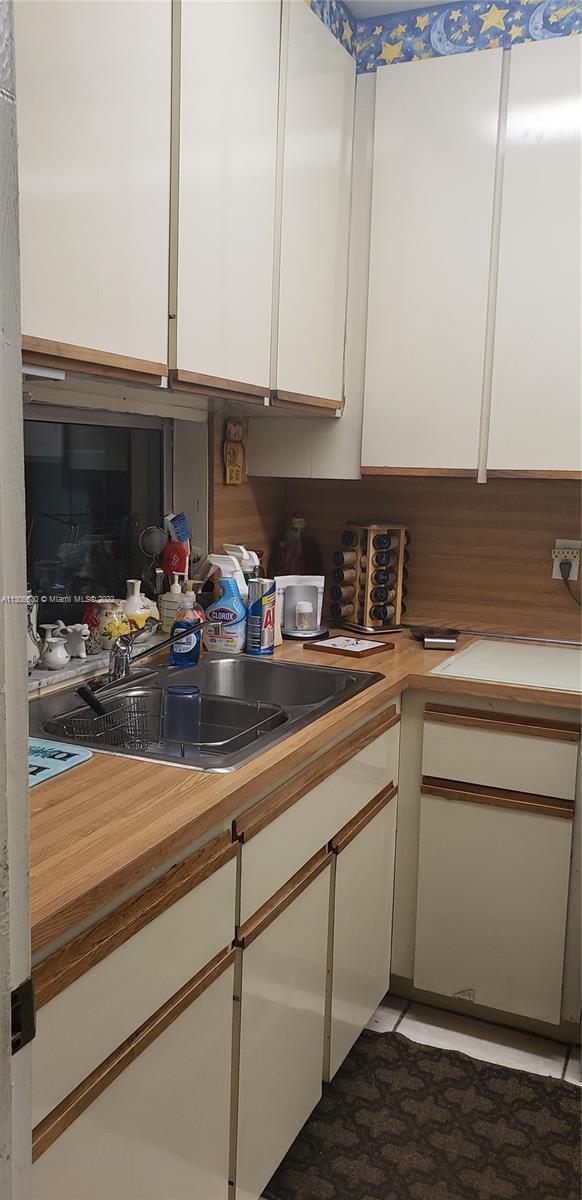 See details / 1756 sq. ft. $ 2022-11-22 0 Photo