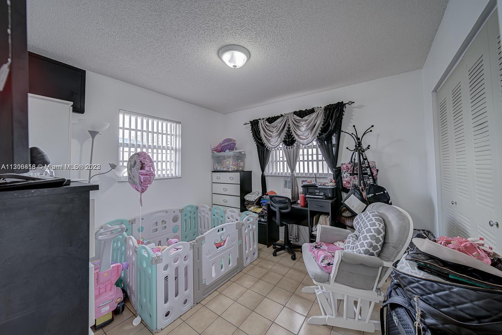 See details / sq. ft. $ 2022-11-22 0 Photo