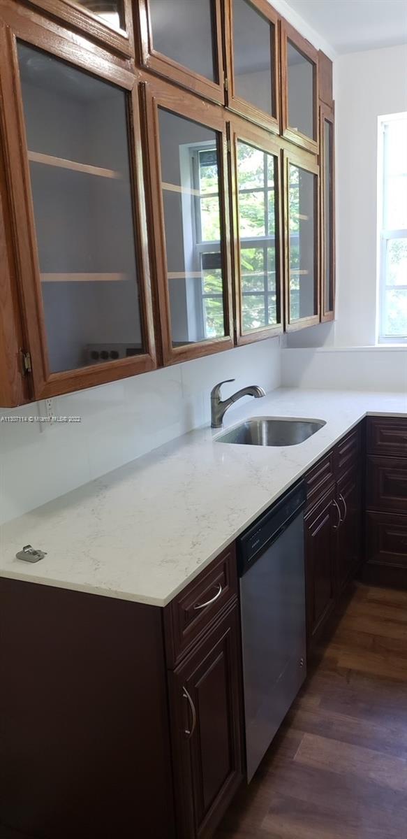 See details / sq. ft. $ 2022-11-23 0 Photo
