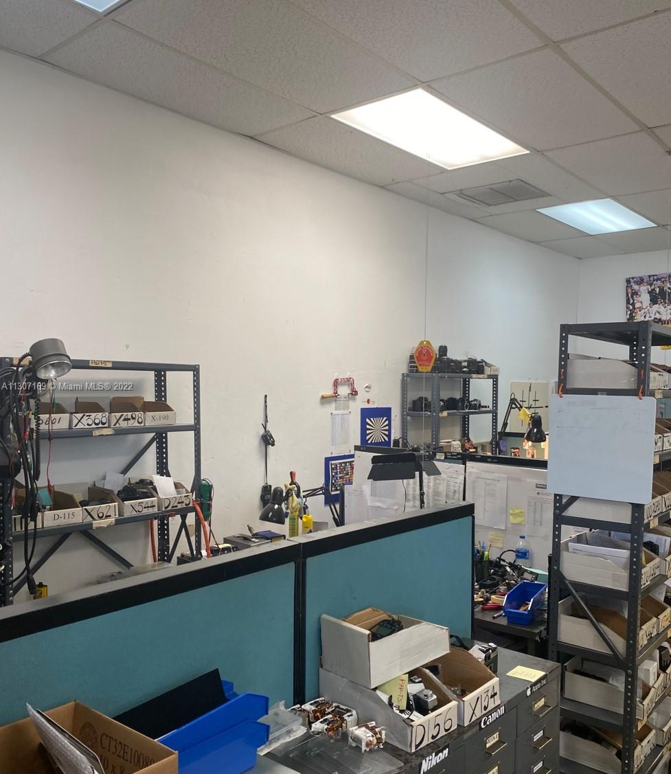 See details / sq. ft. $ 2022-11-23 0 Photo