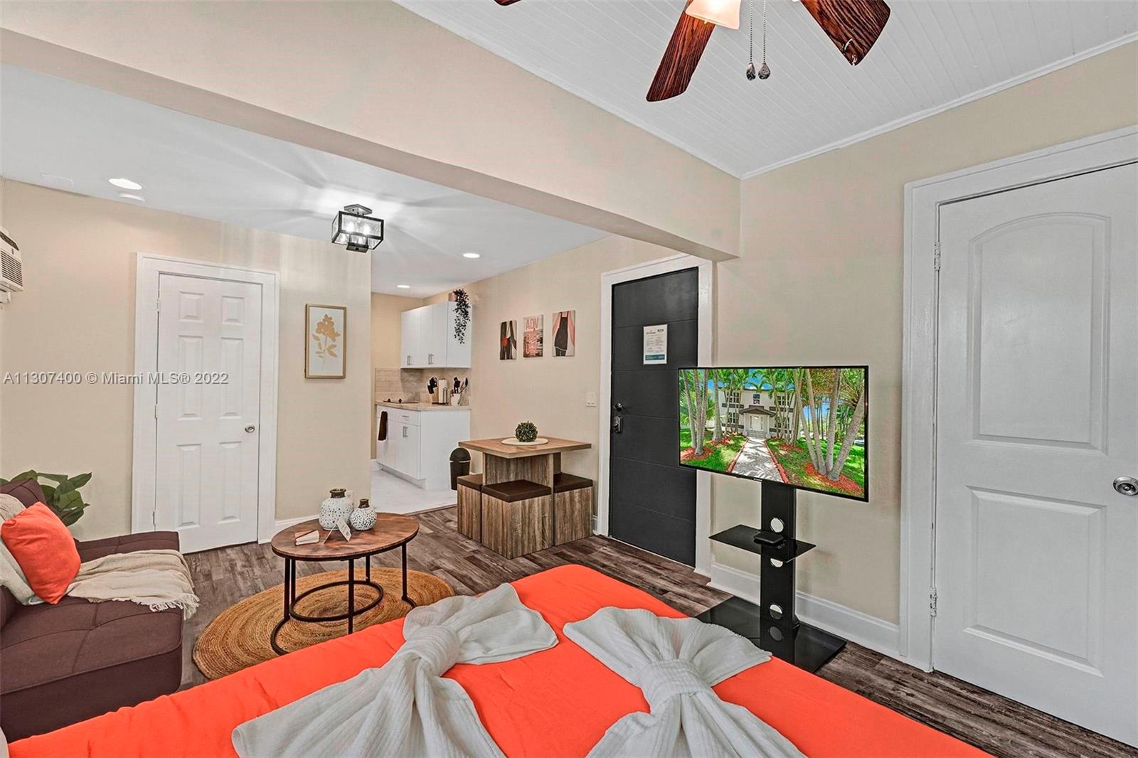 See details / sq. ft. $ 2022-11-25 0 Photo