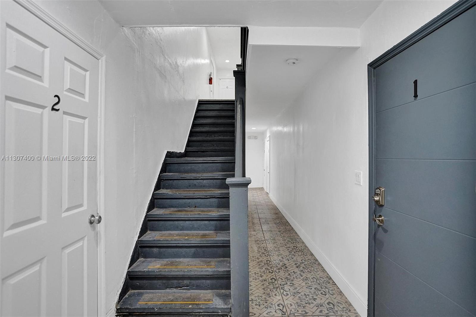 See details / sq. ft. $ 2022-11-25 0 Photo