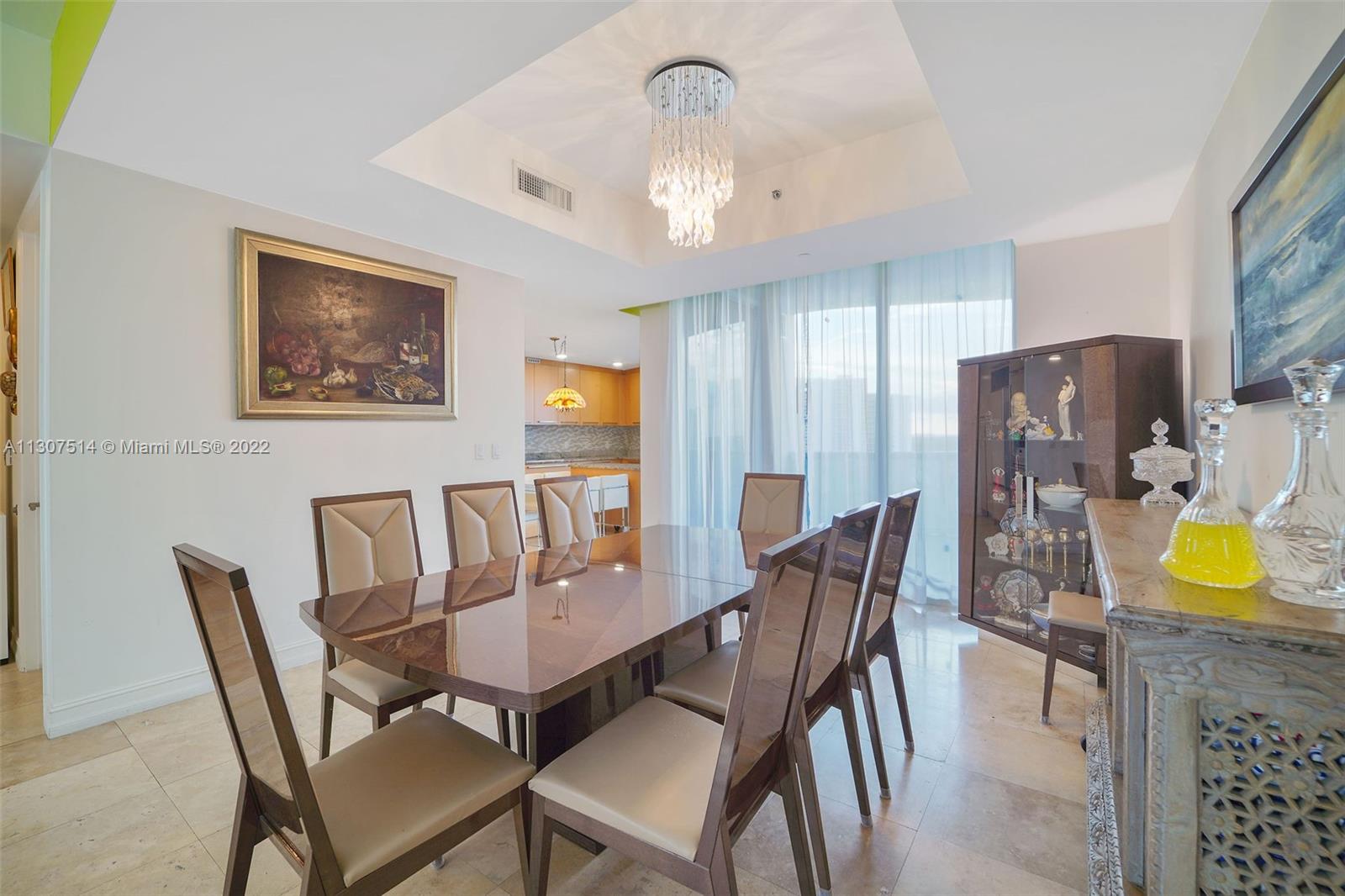 See details 1104 3 / 4 2327 sq. ft. $ 2022-11-25 0 Photo
