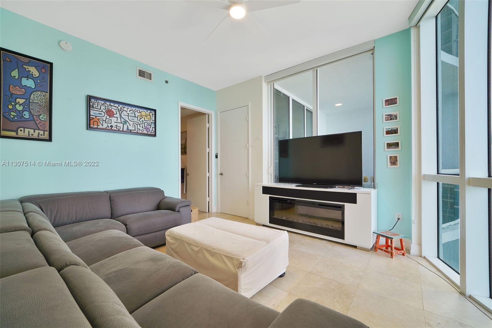 See details 1104 3 / 4 2327 sq. ft. $ 2022-11-25 0 Photo