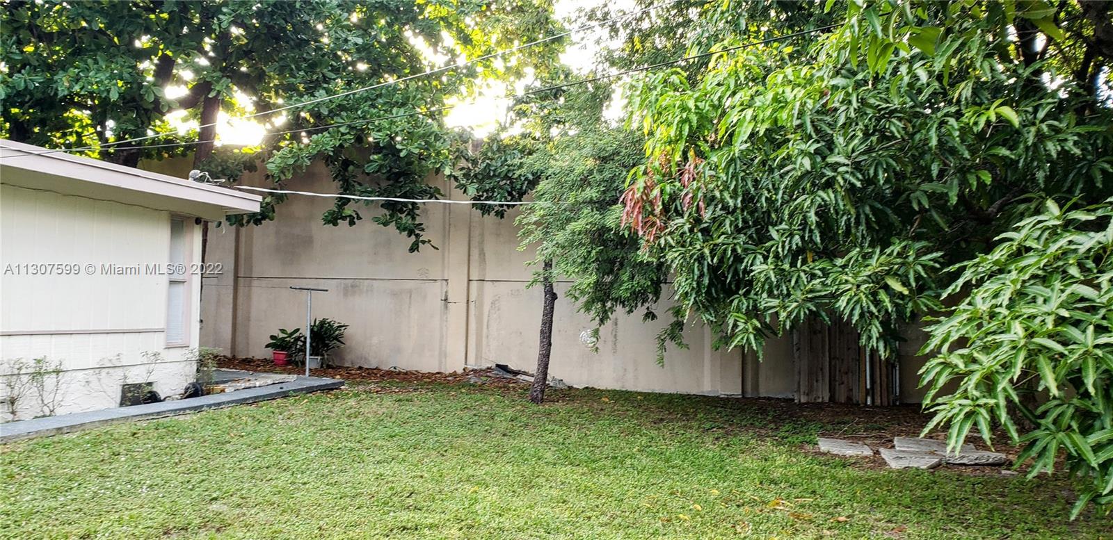 See details / 1216 sq. ft. $ 2022-11-26 0 Photo