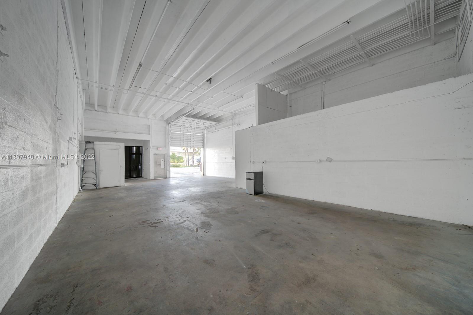 See details / sq. ft. $ 2023-01-09 0 Photo