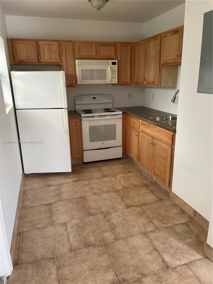 See details / 1722 sq. ft. $ 2022-11-28 0 Photo