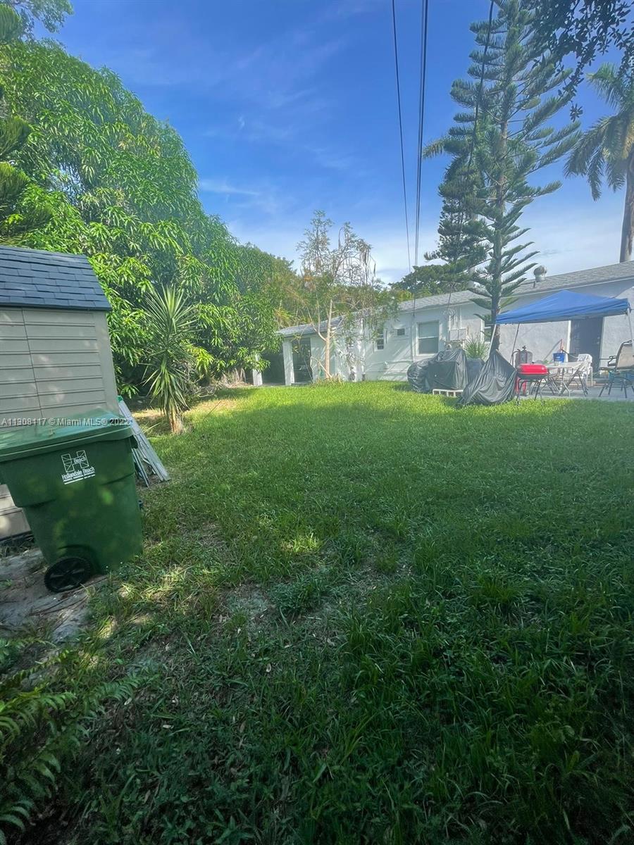 See details / 1297 sq. ft. $ 2022-12-09 0 Photo