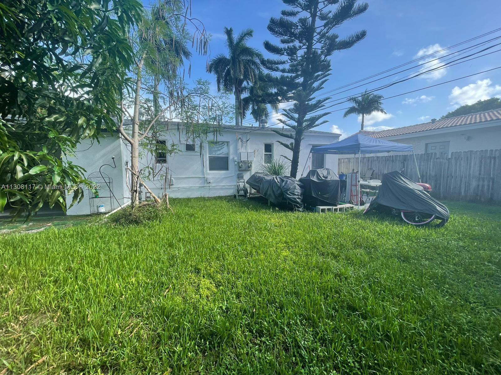 See details / 1297 sq. ft. $ 2022-12-09 0 Photo