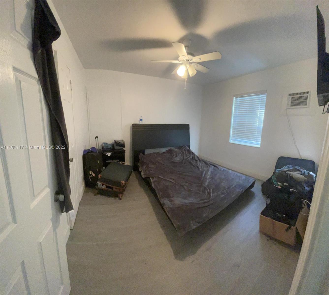 See details / 1297 sq. ft. $ 2022-12-09 0 Photo