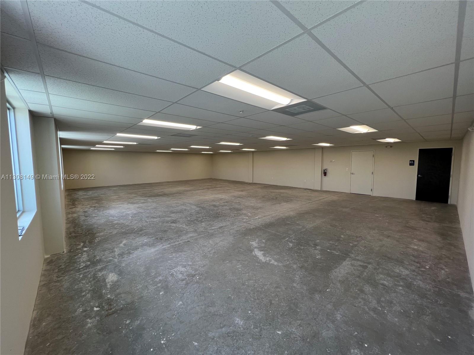 See details 110 / sq. ft. $ 2022-11-28 0 Photo